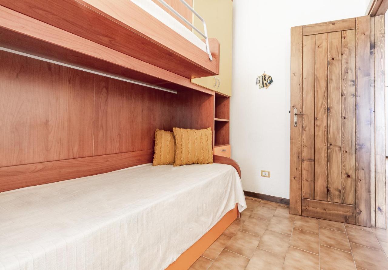 Апартаменти Relax Family House Al Mare Ізола-Росса Екстер'єр фото